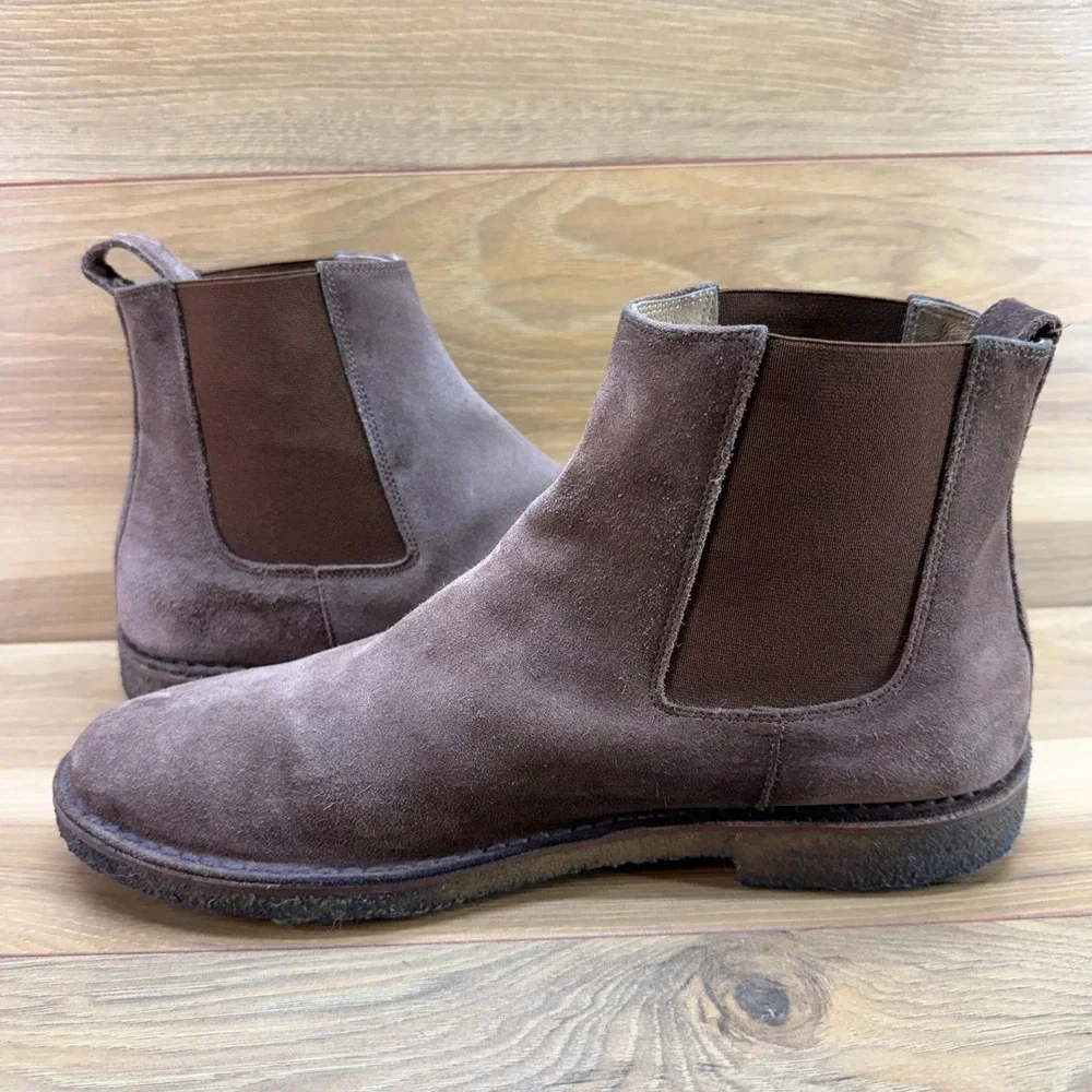 Barney's New York Suede Chelsea Boots Mens 10 M Crepe Gum Sole Desert FLAWED